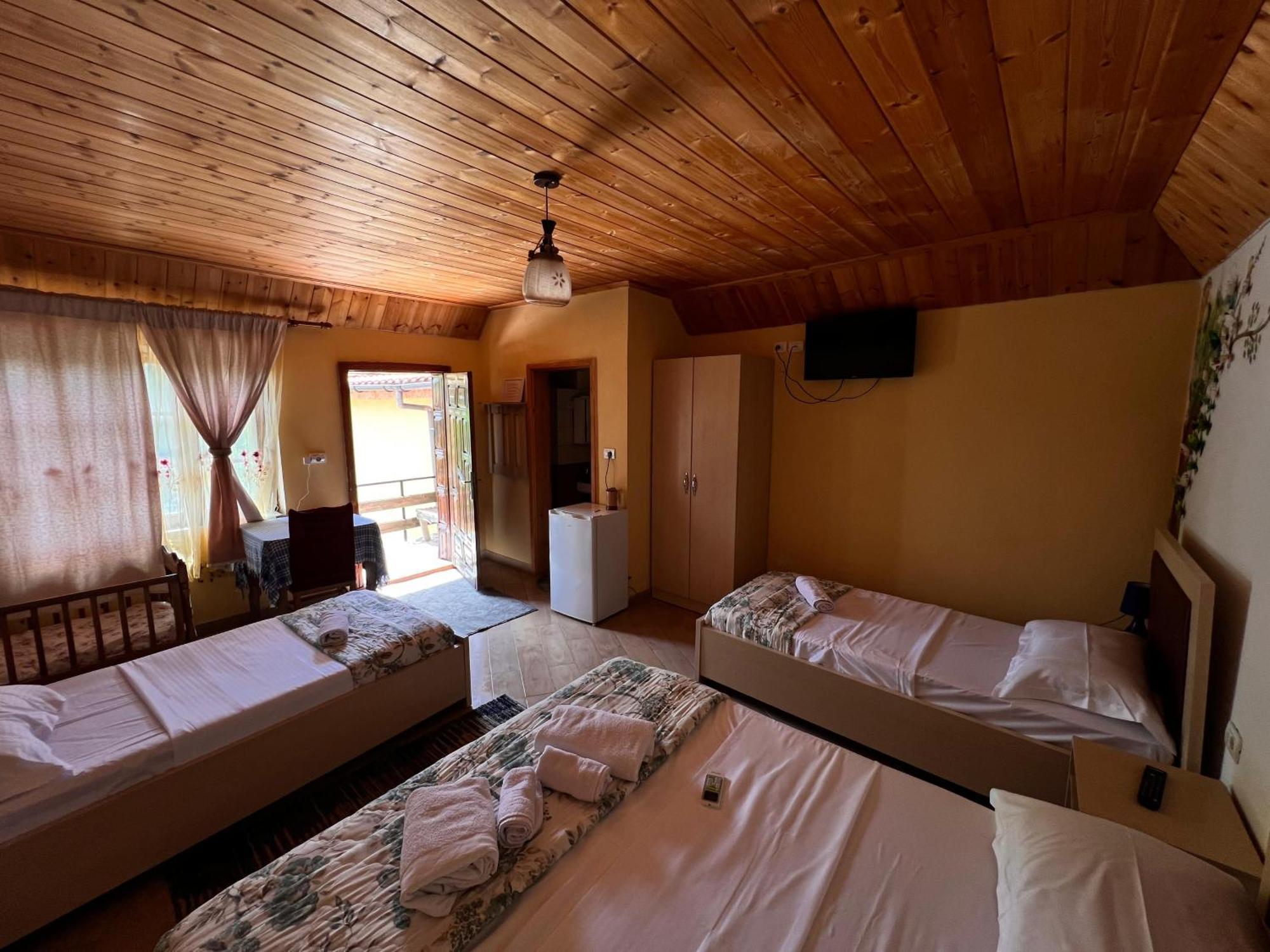 Rooms Merlika -Inside The Castle- Kruje Exterior photo